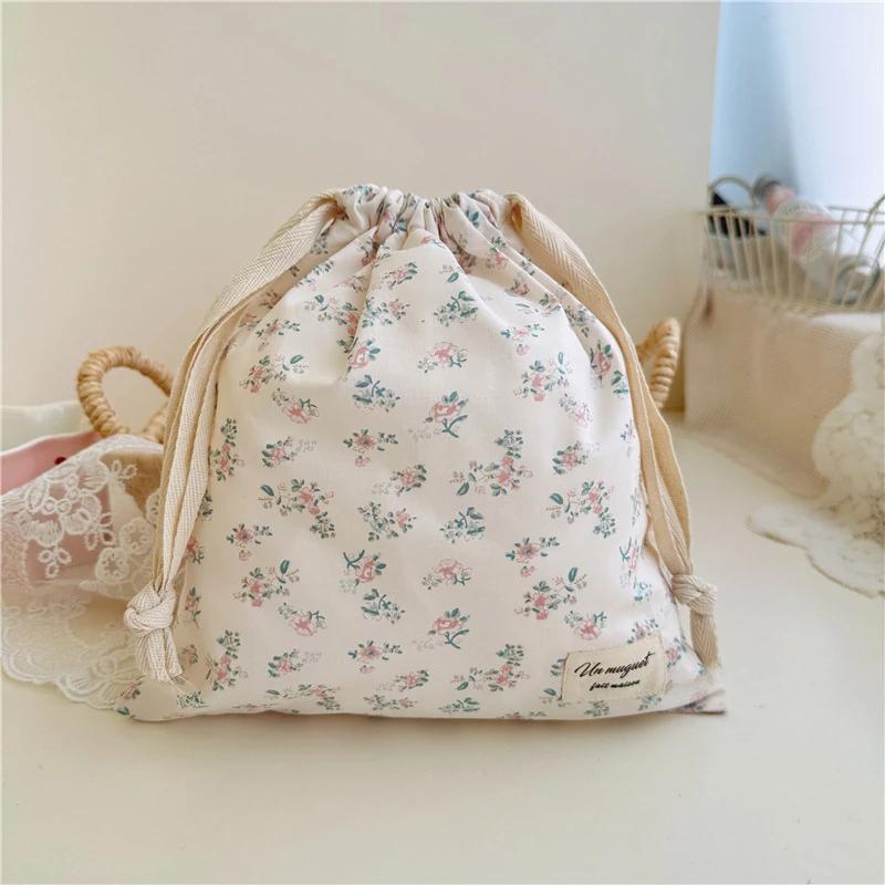 1pcs Forest Style Handmade Floral Cotton Drawstring Bag Vintage Storage Pouch for Underwear Travel Organizer Pouch