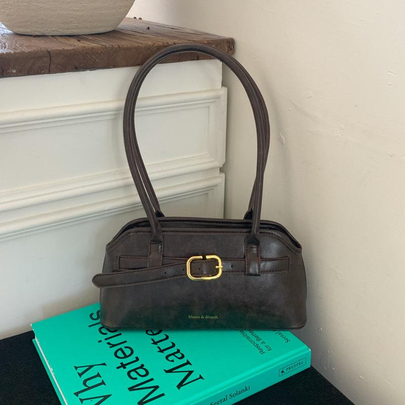 

Retro bag women s large-capacity autumn and winter leisure niche shoulder underarm bag work commuter bag