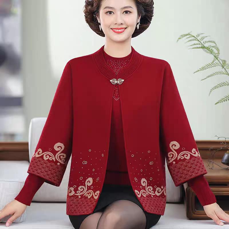 

Mother s Red Knit Two-Piece Set: Year of the Rat Sweater Coat for Spring and Autumn, Ideal for Middle-Aged and Elderly Women at Weddings. XL (90-115 jin)