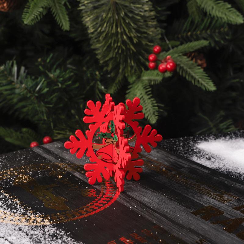 New Christmas Decoration 3D Hollow Bell Snowflake Craft Christmas Tree Wooden Pendant Elderly Gift Home Interior Scene Pendant