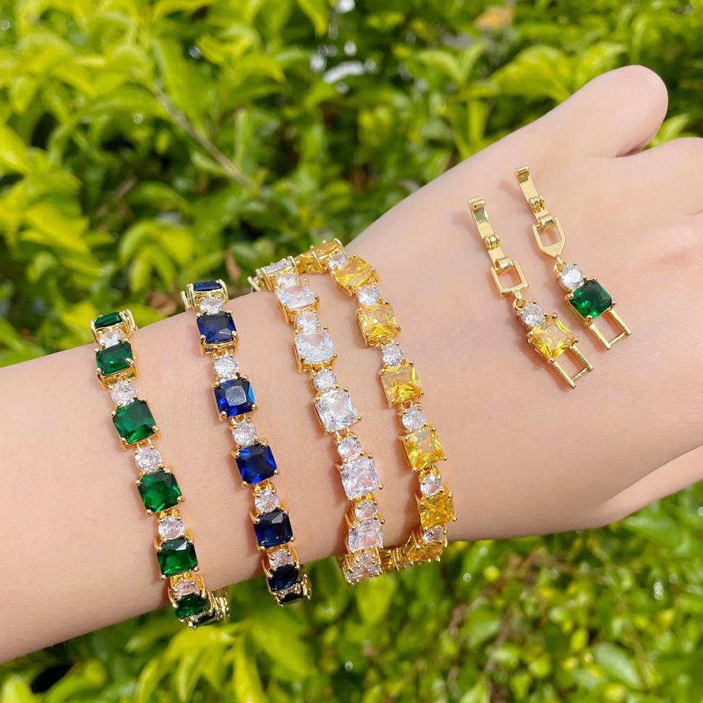 Inlaid Emerald Jewelry Brass Gold Plated Zircon Bracelet Birthday Gift