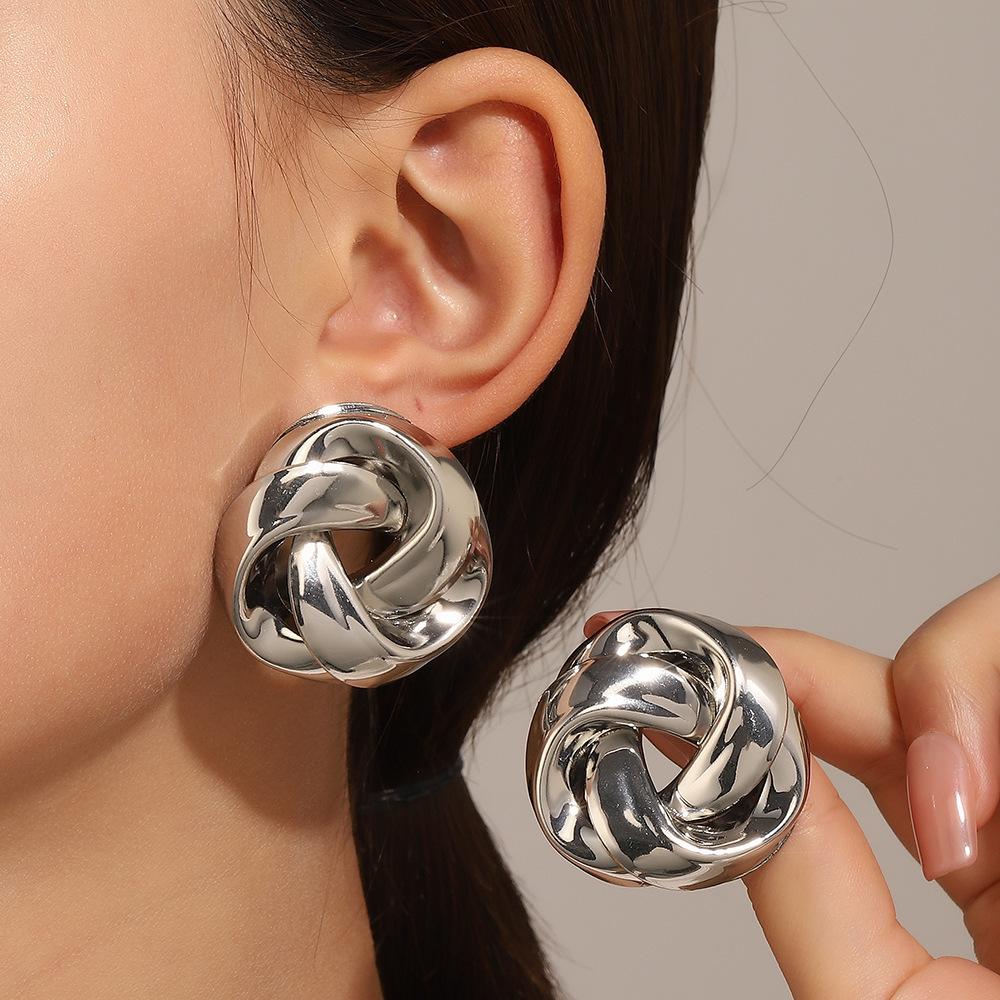 Gold Color Stud Earrings Irregular Hollow Earrings Twisted Geometric Personality Earrings for Women