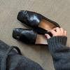 Retro British Style Leather Square Head Women's Design Sense Niche Flat-soled Small Leather Shoes