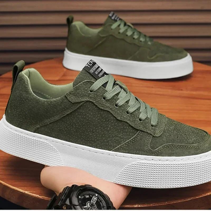 Chaussures de Skateboard pour Homme Chaussures Décontractées Tendance Semelle Épaisse à Lacets Antidérapantes Semelle Souple Confort Mode Chaussure de Sport pour Homme