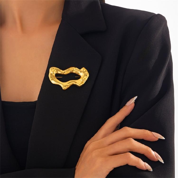 Delicate Hollow Pattern Alloy Brooch Eye Catching Lapel Pin Accessory For Women Seeking Unique Style Accent