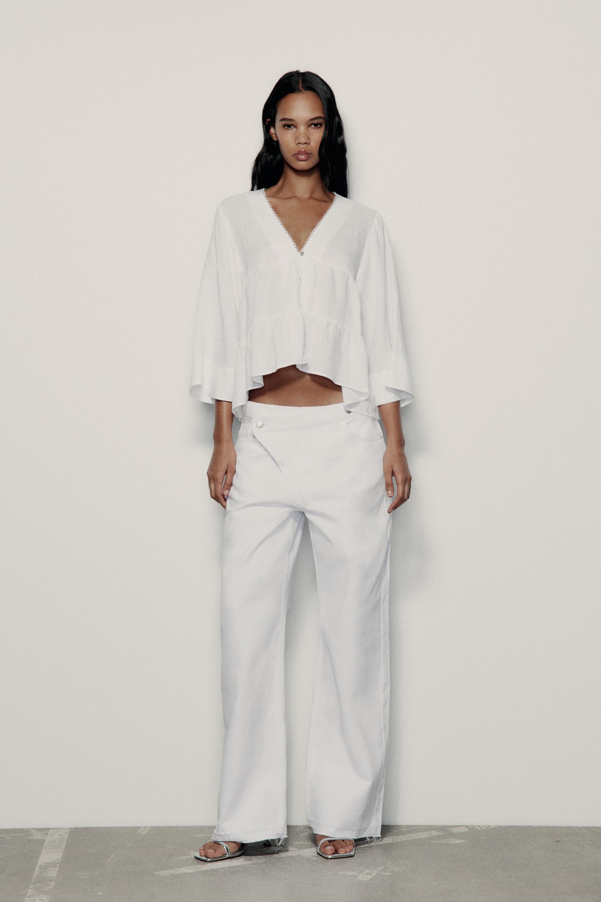 

LINEN PANELLED TOP