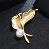 Luxury temperament dumb gold brooch female morrow plant pearl flower pin suit simple brooch with jewelry