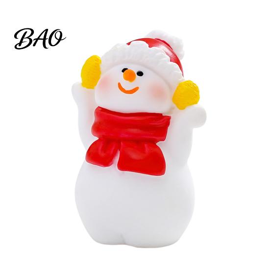 Doll House Miniature Figures Mini Snowman Figurine, Christmas Skiing Dolls, Small Desktop Car DIY Micro Landscape Accessories Dashboard Figurines,
