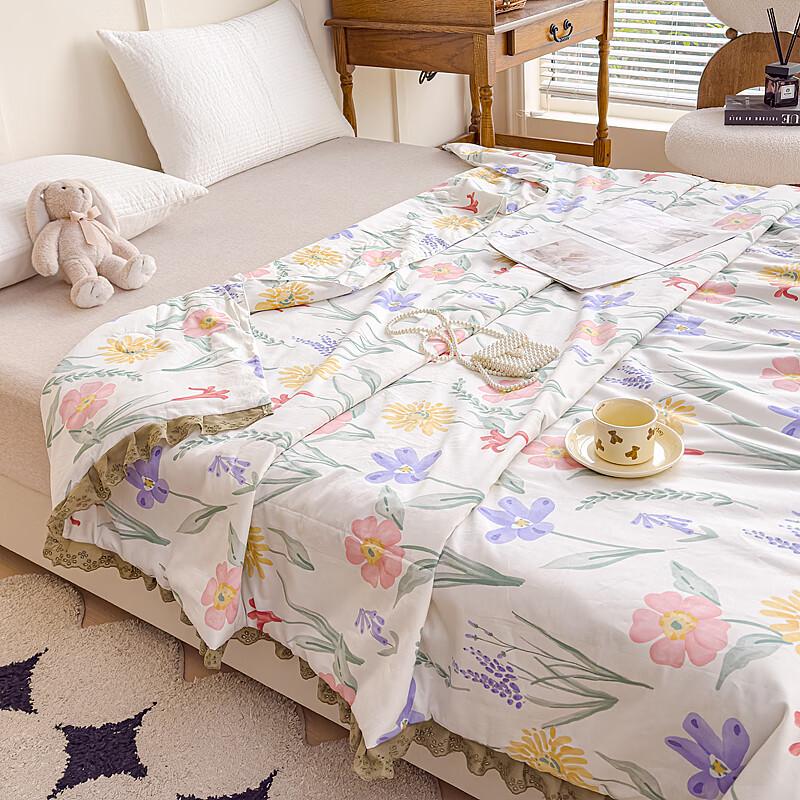 Aosmeng Princess Style Lace Trim Washed Cotton & Soy Fiber Quilt