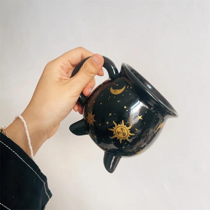 Kubek Kociołek 350ml Czarny Ceramiczny Kubek Wiedźmy, Uroczy Kubek z Motywem Eliksiru Czarodziejki, Idealny na Święta Bożego Narodzenia, Święto Dziękczynienia, Imprezę