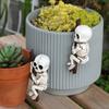 2Pcs Unique Skeleton Figurine Resin Halloween Skeleton Decor  Outdoor Courtyard