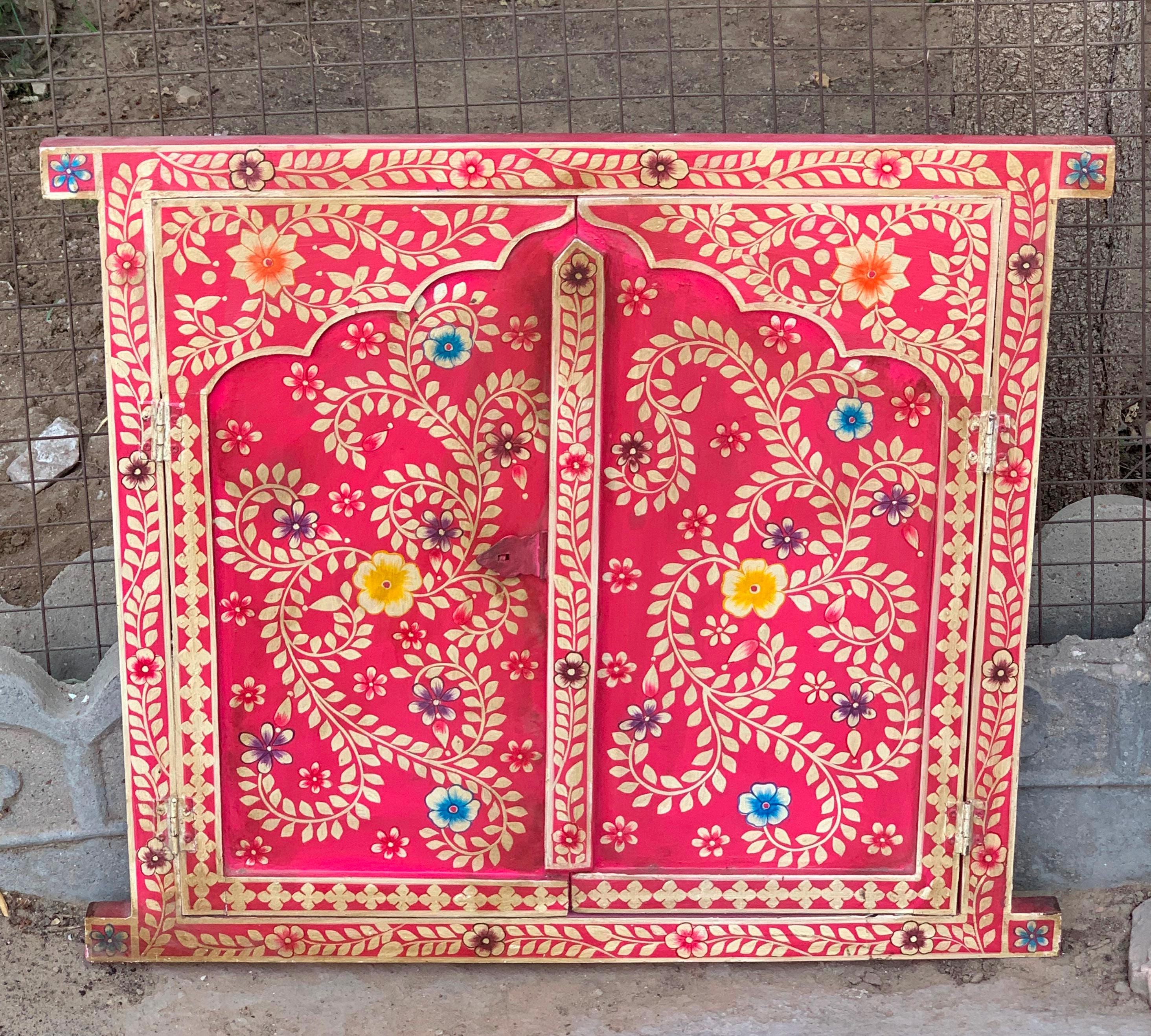 Handcrafted Pink Wooden Window with Traditional Inlay Design разноцветный