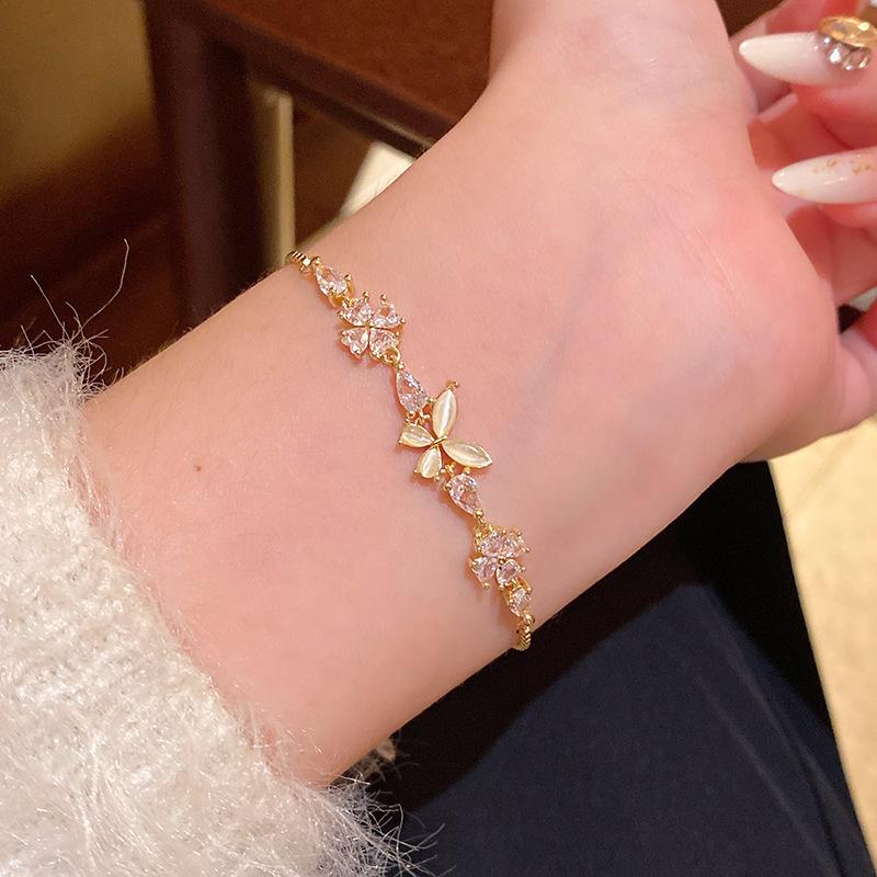 Light Luxury Niche High-end Pearl Bracelet Women's Korean Style Fashion Elegant Flash Zircon Love Bracelet Crystal Bracelet