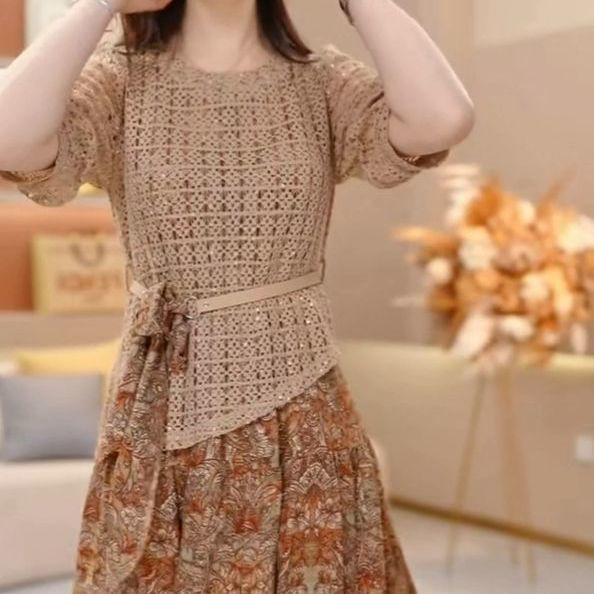 

2026 Spring Slimming Two-Piece Midi Dress with Three-Quarter Sleeves and Stylish Print M (bust 85-105 cm)