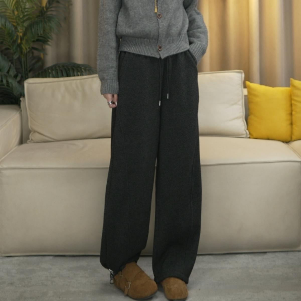 Korean Style High-Waisted Wide-Leg Velvet Warm Pants for Women Starry Black - Regular (under 161cm)