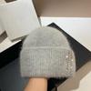 Rhinestones Unisex Hats Outdoor Fuzzy Winter Hat Handmade Protable Hat Suitable for Various Head Size