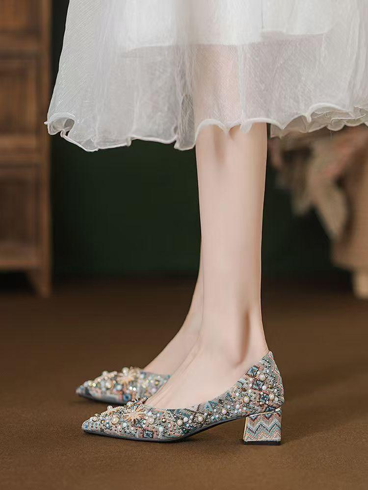 

Модная женская ретро удобная обувь Новинка 2025 весна Острый носок Модная универсальная женская обувь на плоской подошве Классическая элегантная минималистичная обувь 40