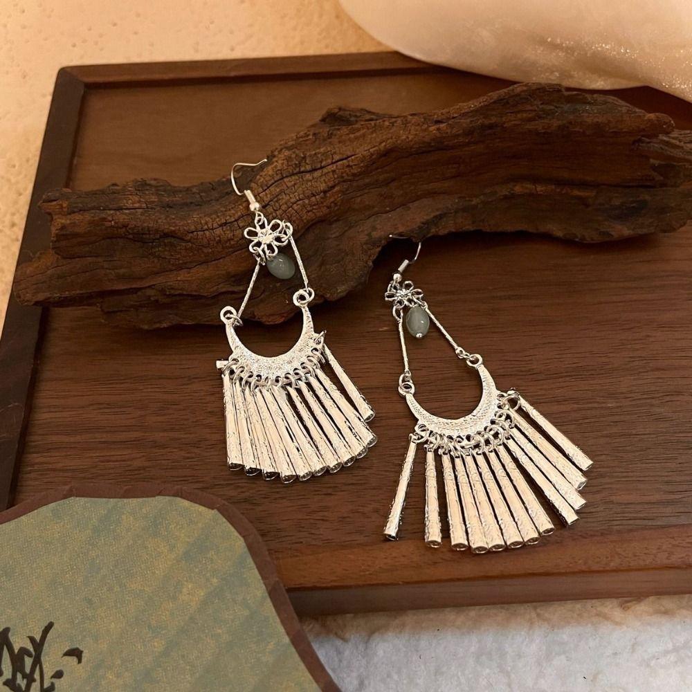 

Серьги-гвоздики ручной работы с кисточками, персонализированные серьги-гвоздики в этническом стиле для девочек из народности Мяо