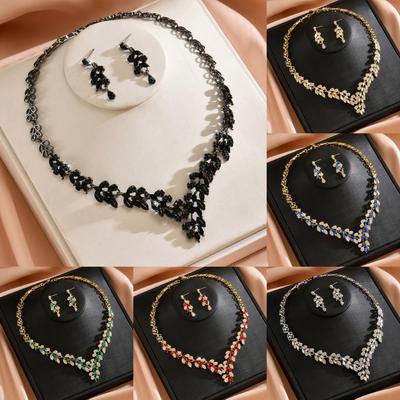 Noble and Luxurious Alloy Necklace and Earring Set Suitable for Women's Banquets, Parties, Holiday Outfits, Gifts