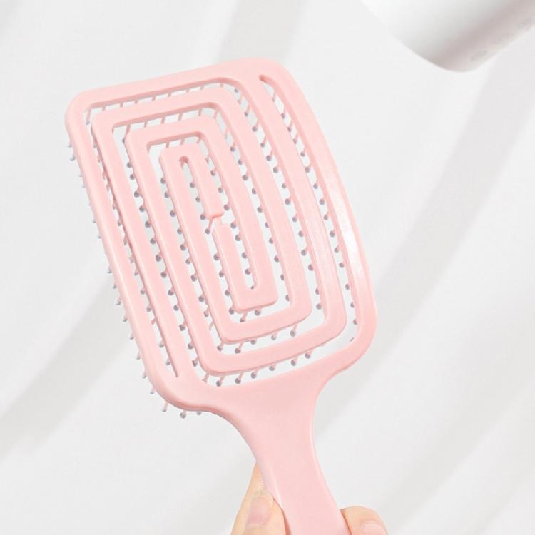 Professional Scalp Massage and Hair Detangling with this Styling Comb