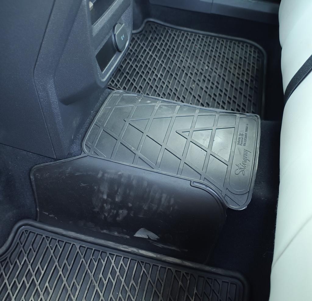 Rohož do zadní příčky (Stingray Premium) pro Volkswagen Tiguan 2016-2023