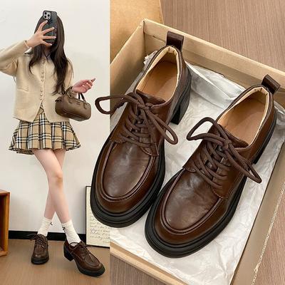 Sapatos fechados – Sapatos fechados