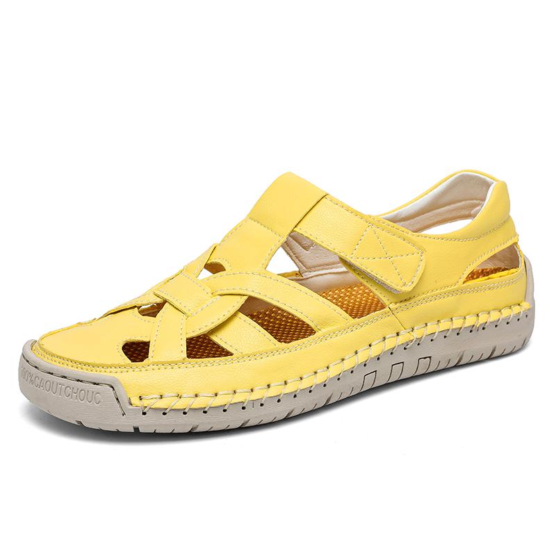 Fashion Business Casual Walking Shoes for Men Non Slip Beach Sandalias Summer Flats Men's Leather Sandals Hollow Out Breathable Sandals