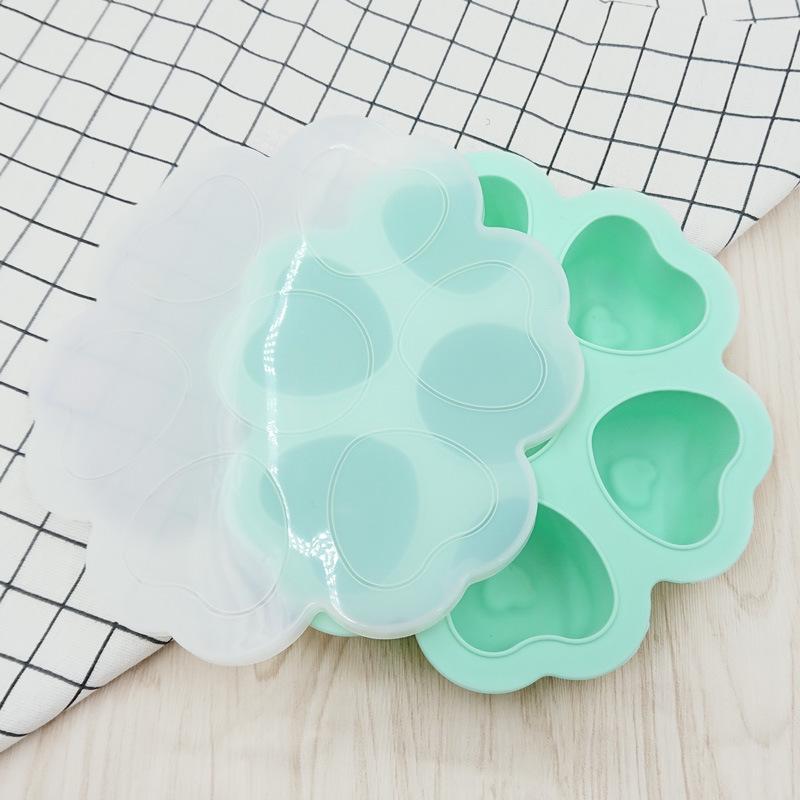 Heart Shaped Silicone Mold: Food Box and Ice Cube Tray