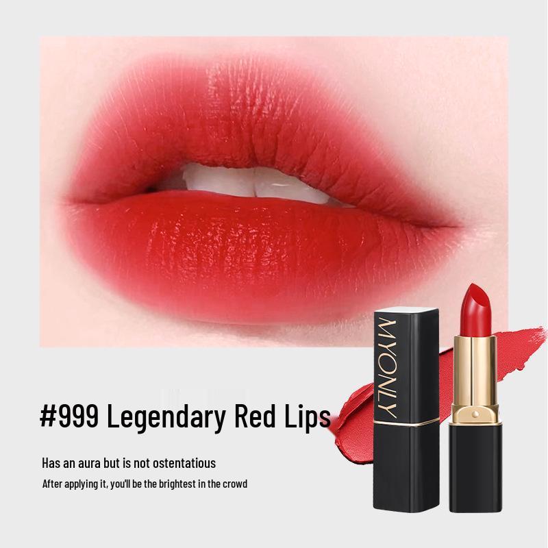 Velvet Matte Long-lasting Soft Mist Lipstick in Little Pepper Color