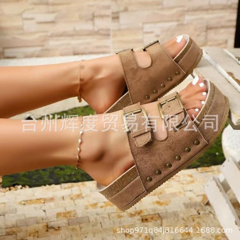 New Spring Summer Women's Plus Size Chunky Sole Birkenstock Style Rivet Metal Buckle Strap Beach Slide Sandals