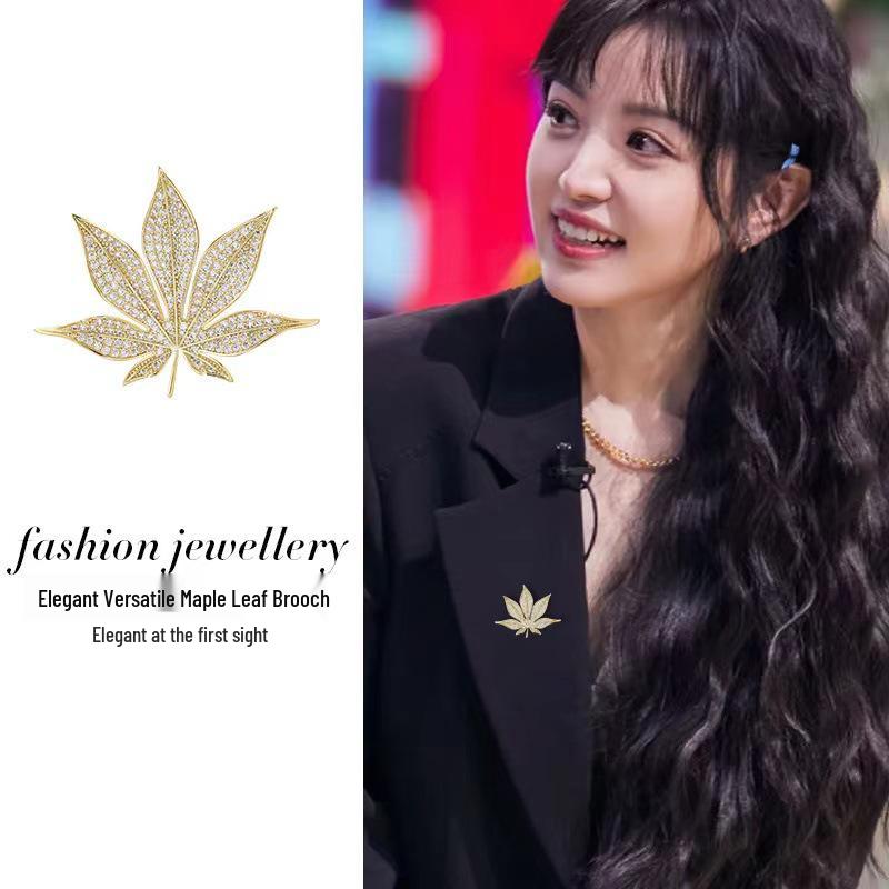 Maple Leaf Diamond Brooch: Elegant, Light Luxury, Fashionable Women's Accessory