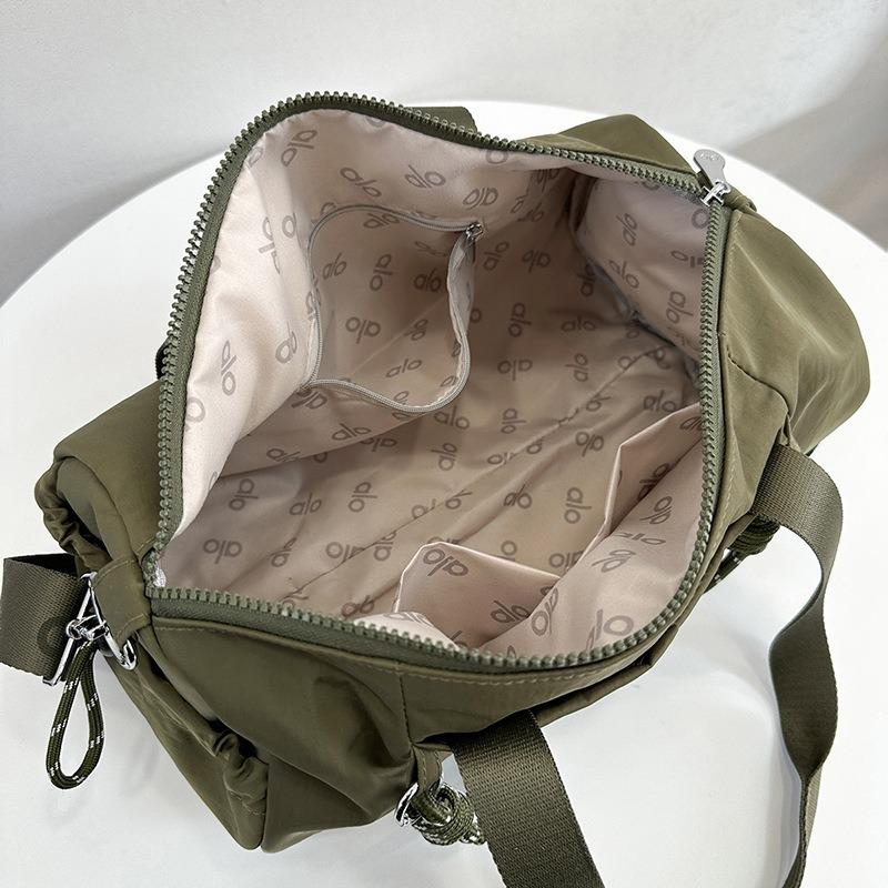 Handbag, Casual Travel Bag, Lightweight Trendy Korean-style Gym Bag, Versatile Large-capacity Yoga Sports Bag