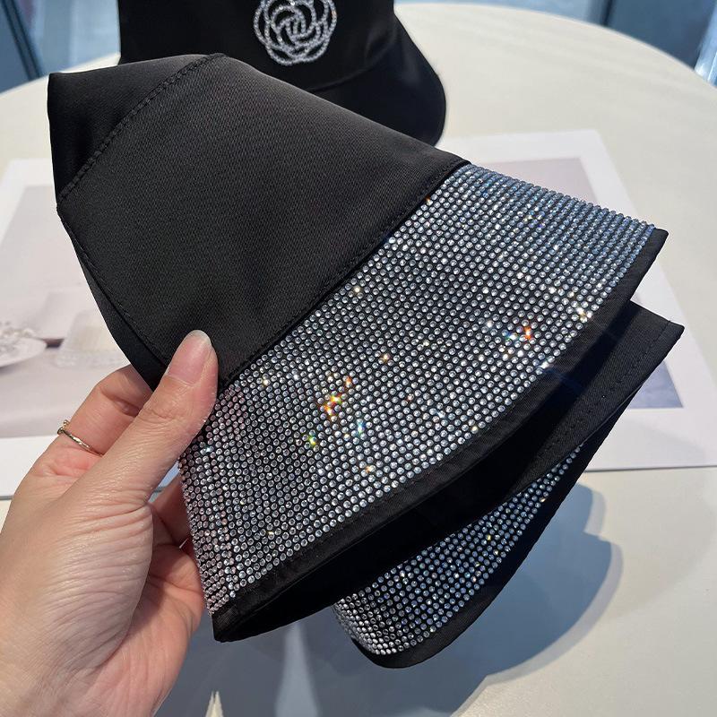 New High Quality Rhinestone Decorative Flower Outdoor Versatile Elegant Sunshade Fashion Bucket Hat Travel Bucket Hat