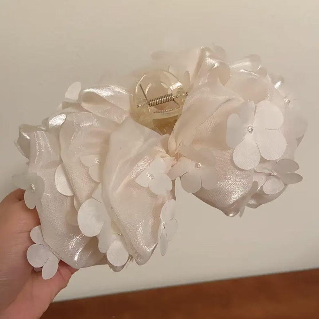 Multi-Layer Flower Bow Hair Clip for Voluminous Styling 13CM