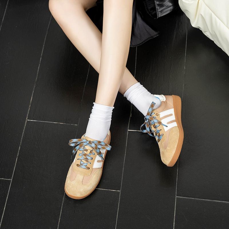 Brown women's autumn classic retro flat bottom color matching versatile soft sole casual sports white shoes