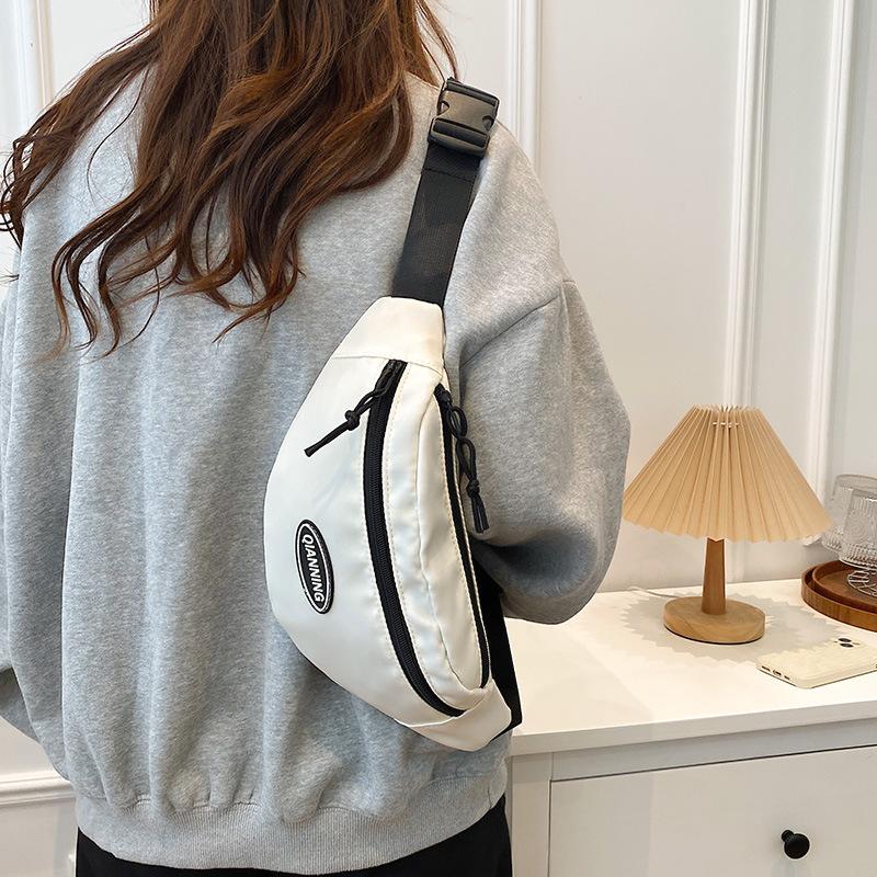 Fanny pack new dumpling bag entanglement fashion simple shoulder messenger bag small bag