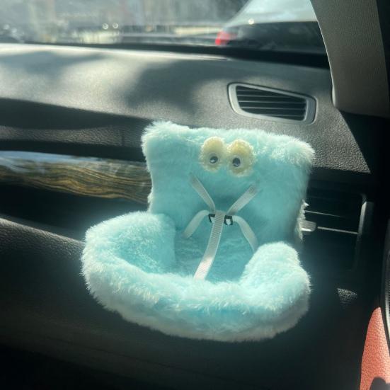 Autosedačka pro panenky Dekorativní sedačka na pohovku s chlupatým polštářem a opěrkou hlavy pro ozdobu do mřížky ventilace auta k vystavení panenky hračky