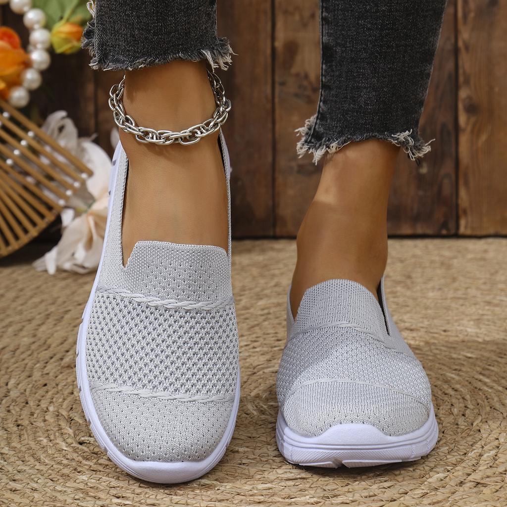 Fashion Women's Solid Color Breathable Sneakers Soft Sole Lightweight Slip On Walking Shoes Low-top Knitted Casual Shoes Zapatos Mujer