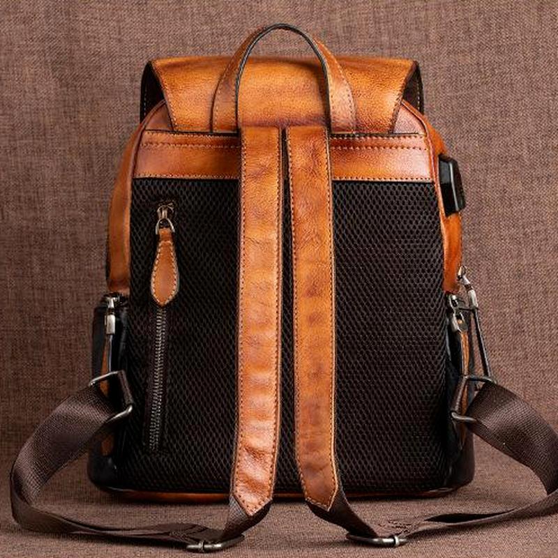 Johnature Retro ryggsekk i ekte skinn Dameveske Håndlaget preging Naturlig kuskinn Reisevesker med stor kapasitet