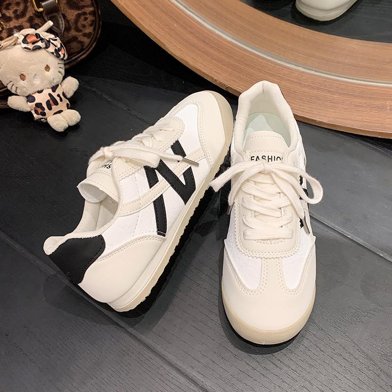 Lightweight Niche Forrest Gump Shoes Women's 2025 Autumn New Flat-soled White Shoes Non-slip Casual Sports Moral Training Small Waist