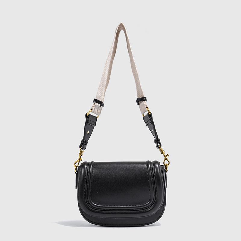 2026 New Style Spanish Women's Saddle Bag: Magnetic Flap, Stitch Detail, Versatile Single Shoulder or Crossbody