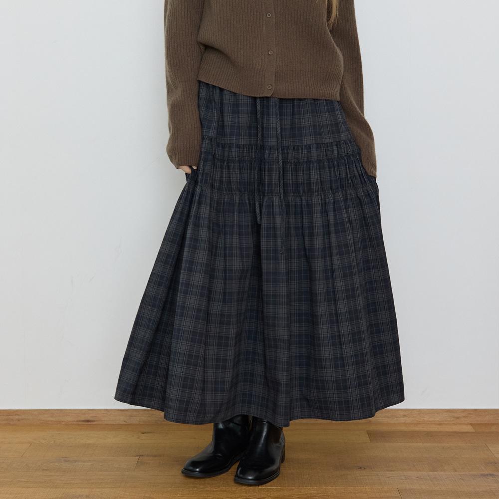 Bring My Things Post Check Long Skirt_Navy