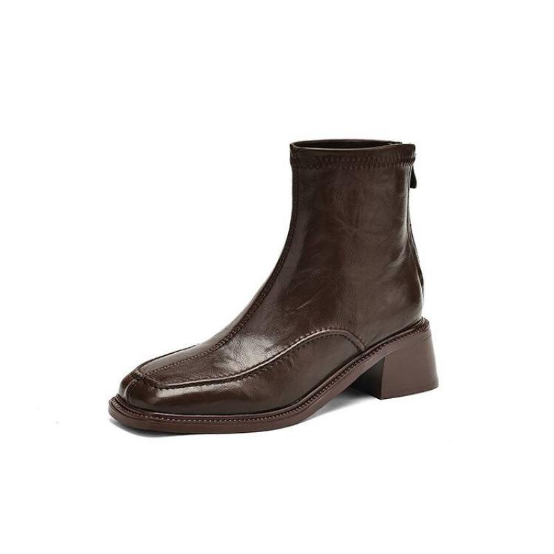 Autumn and Winter Leather Women's Martin Boots Rubber Sole Square Head Large Size Women's Boots Middle Heel Square Heel Korean Version of the New M