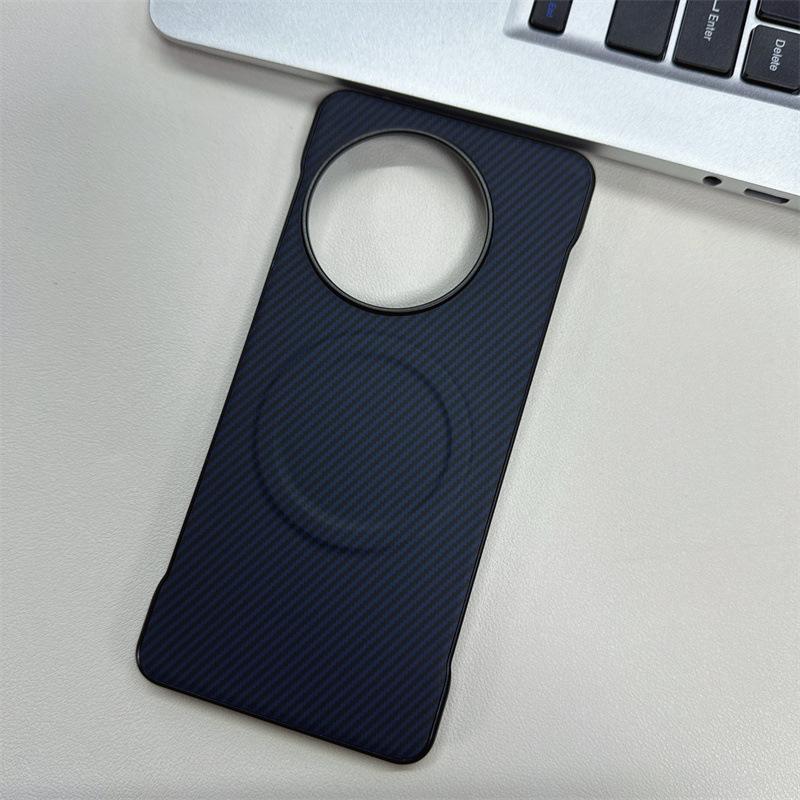 Applicable To OnePlus ACE6 Carbon Fiber Pattern Sticker, Borderless Mobile Phone Case, OnePlus 15 Magnetic Suction 1 + 15R Protective Case