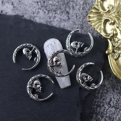 10 Stück Halloween Totenkopf Kreuz 3D Metall Nail Art Charms Gothic Punk Stil Nagel Dekoration Zubehör für DIY Maniküre
