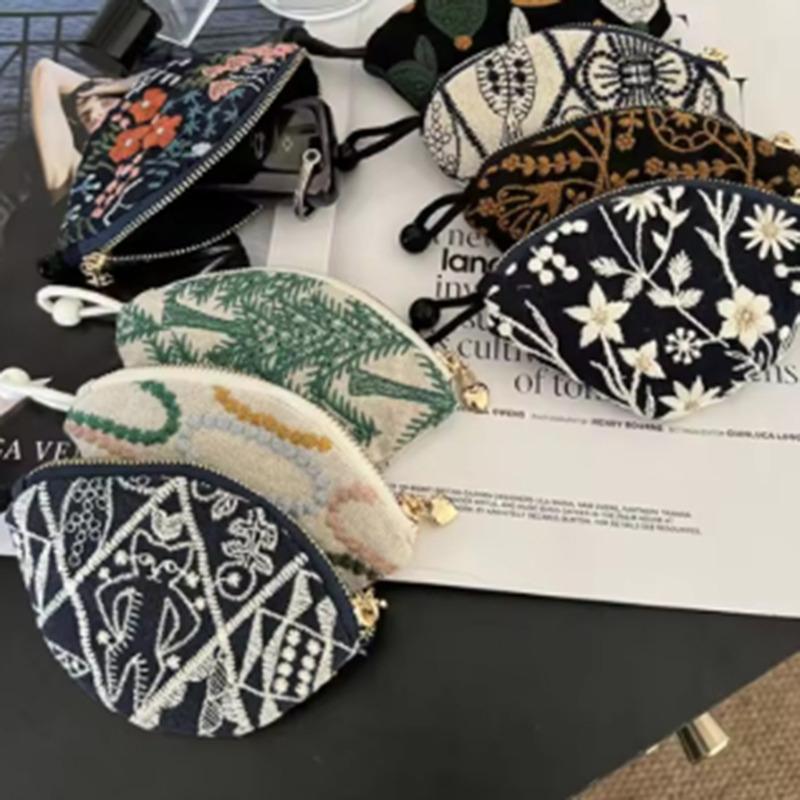 New Embroidered Mini Coin Purse Small Cotton Keychain Pendant Pouch Zipper Car Key Bag Portable Ethnic Flower Style Bag for Girl