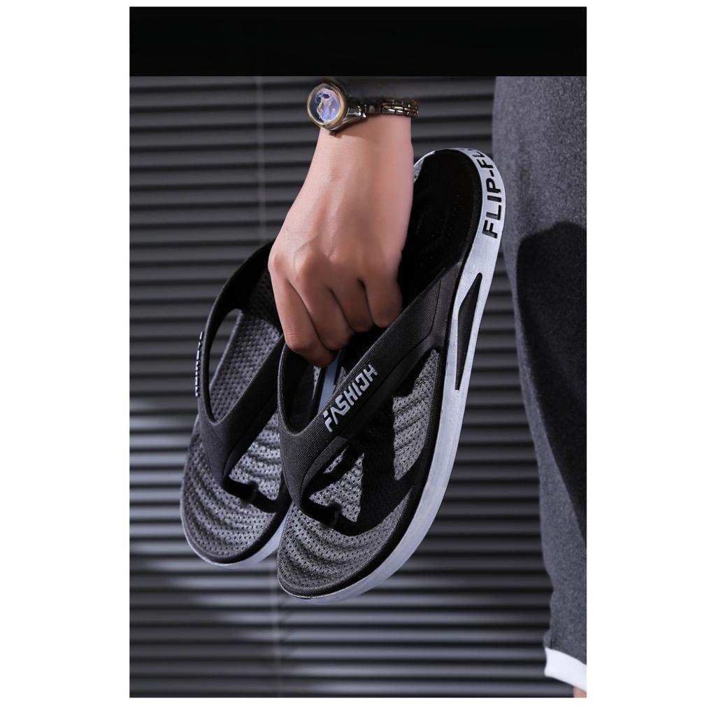 Men's Flip Flops, Durable for Summer Outings, Comfortable for Home Use, Non Slip, Fashionable and Trendy Men's Beach Shoes