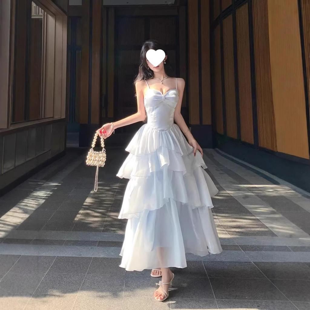 Französisch Blau Glänzendes Camisole Kuchenkleid für den Geburtstag von Mädchen oder den Urlaub am Meer; Taillenbetonend, Schlankmachend, Langes Kleid