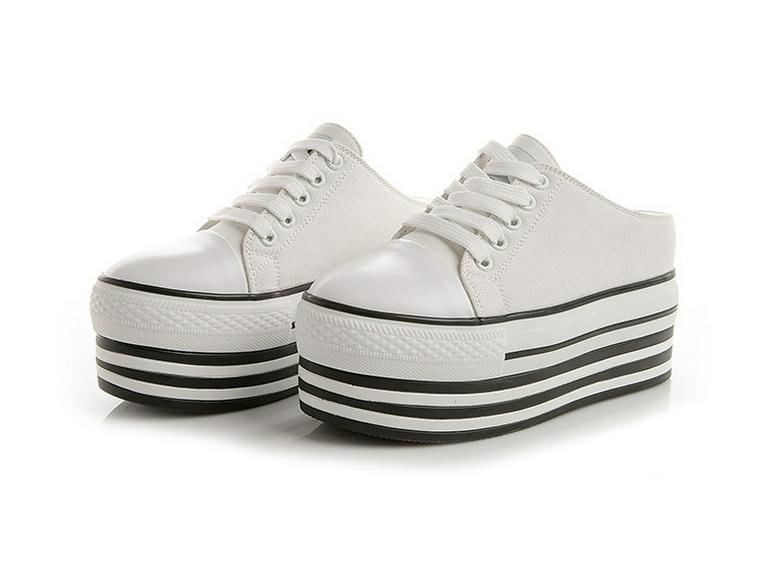 New Women's Height-Enhancing Canvas Slippers: Round Toe, Lace-Up, Thick-Soled Casual Shoes for Spring & Summer