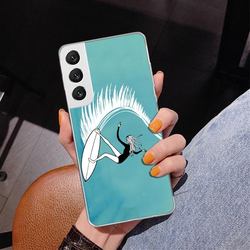 Surfbrett Surfen Surf-Mädchen Sommer Handyhülle für Samsung Galaxy S26 S25 Edge S23 S24 Ultra S22 Plus S21 S20 FE Einzigartige Hülle Sof